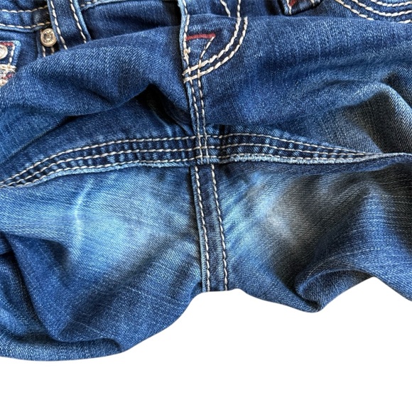 Women’s Rock Revival Bootcut Betty Rhinestone Pocket Jeans - Picture 9 of 9